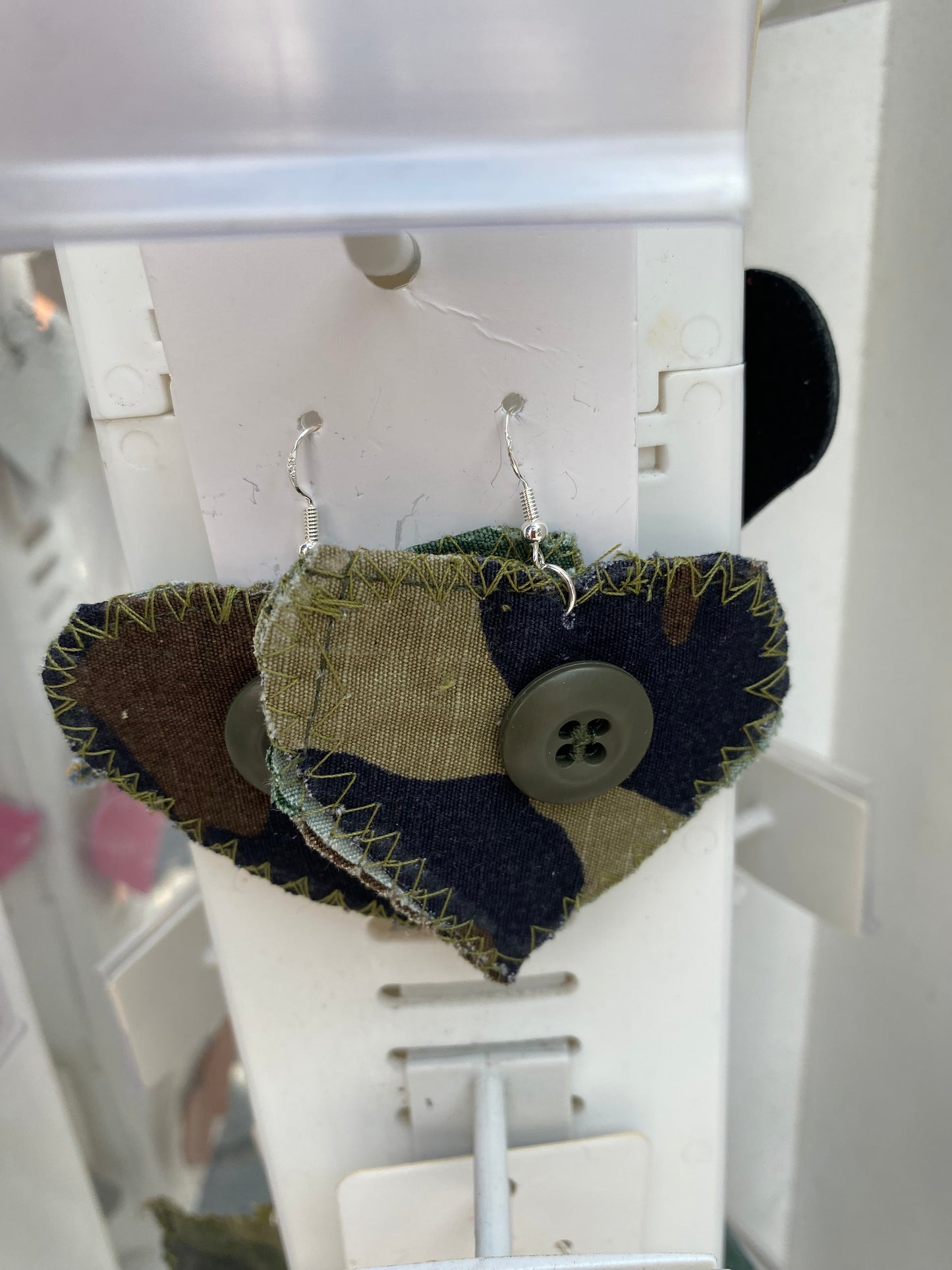 Medium Camo Hearts