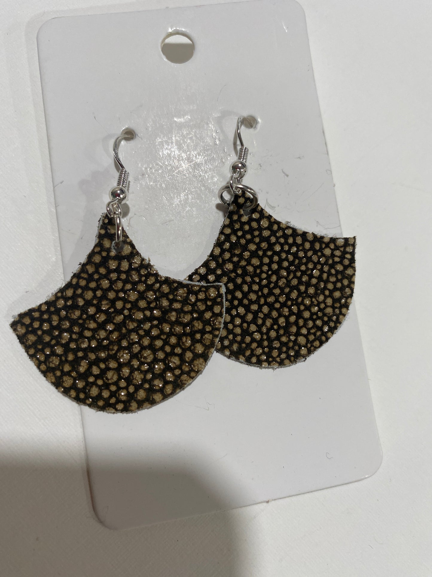 Small Leather Ginkgo