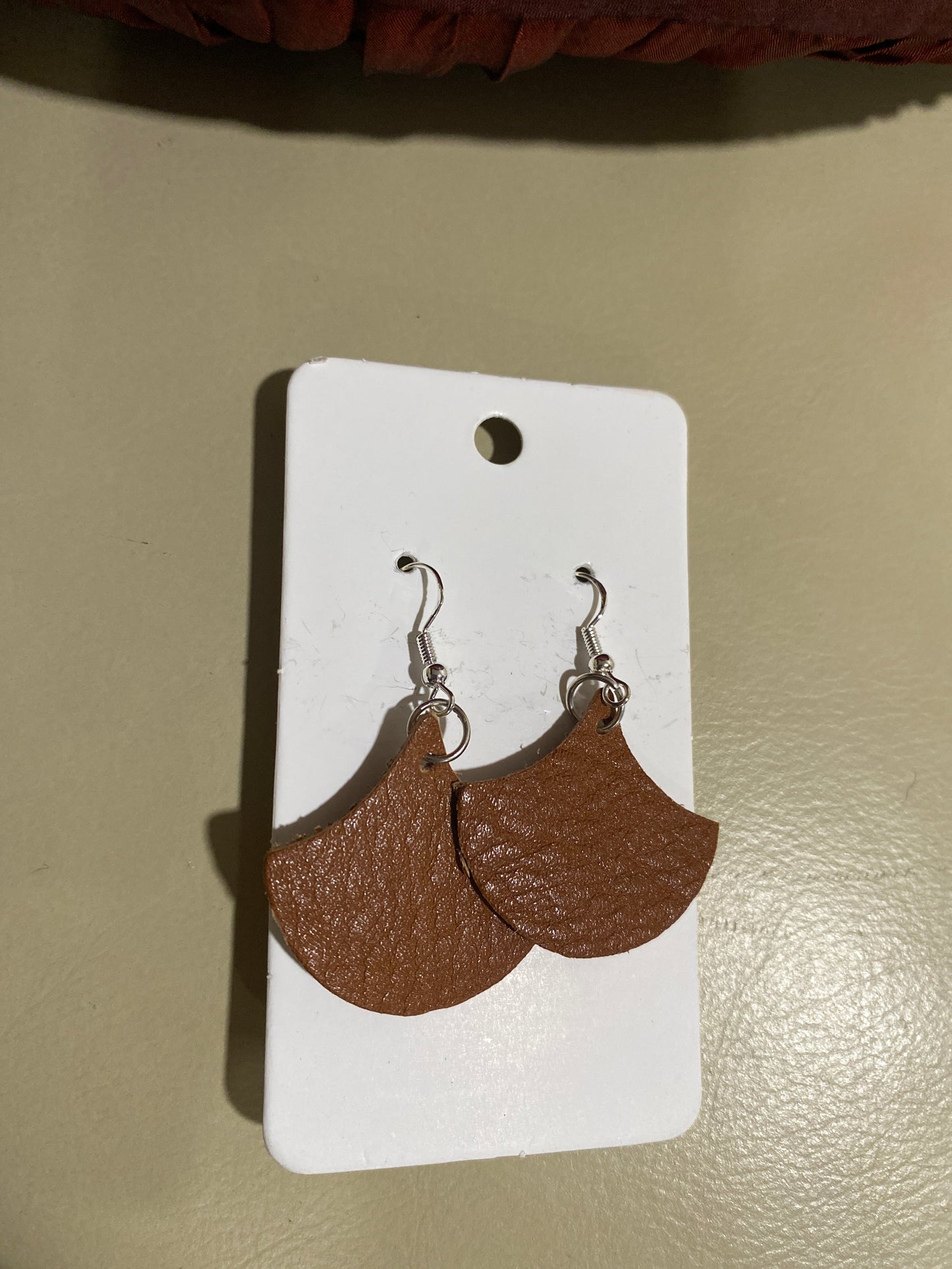 Small Leather Ginkgo